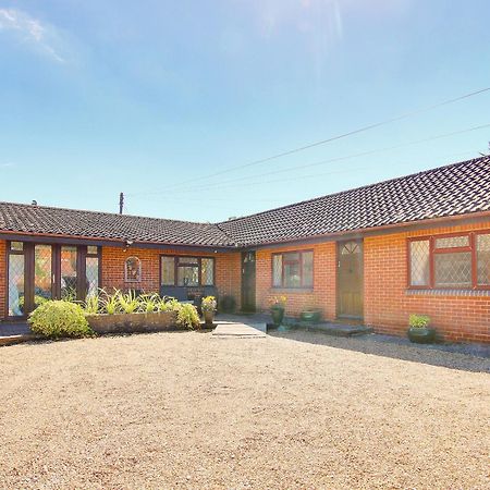 Irenic Lodge Netley Exterior foto
